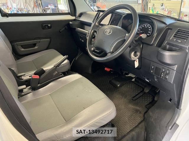 Toyota TOWNACE VAN 2022-11 8343232-4