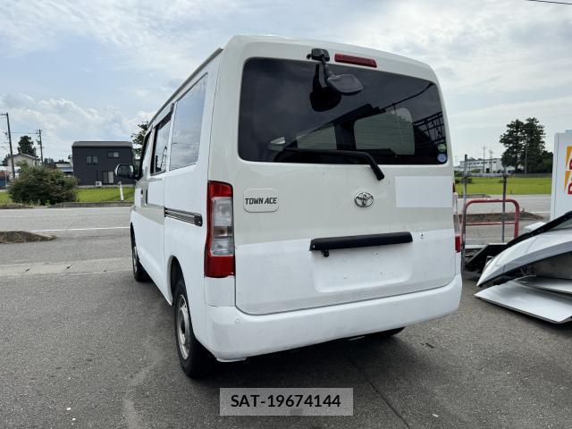 Toyota TOWNACE VAN 2021-07 8343655-6