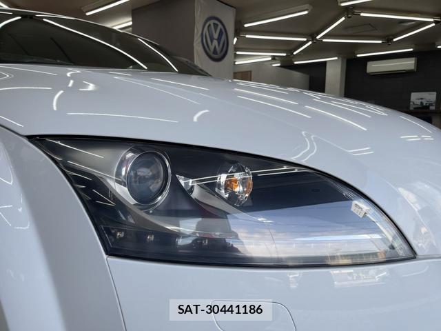 Audi TT 2014-01 8343503-3