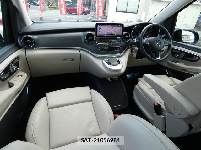 Mercedes Benz V-CLASS 2023-08 8342924-2