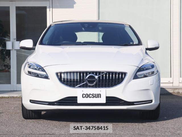 Volvo V40 2019-07 8342534-4