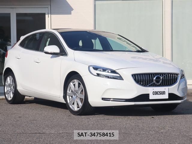 Volvo V40 2019-07 8342534-5