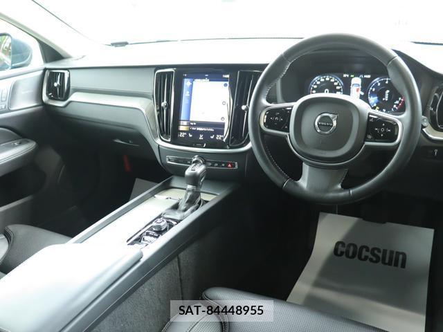 Volvo V60 2019-07 8342076-15