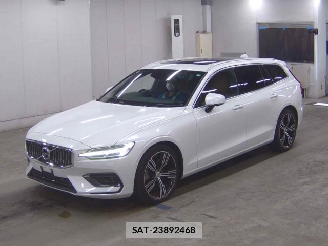 Volvo V60 2021-05 8343922-3