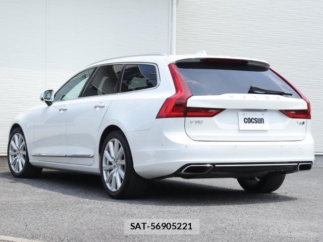 Volvo V90 2018-05 8342074-9