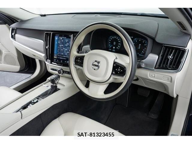 Volvo V90 2017-07 8343501-10