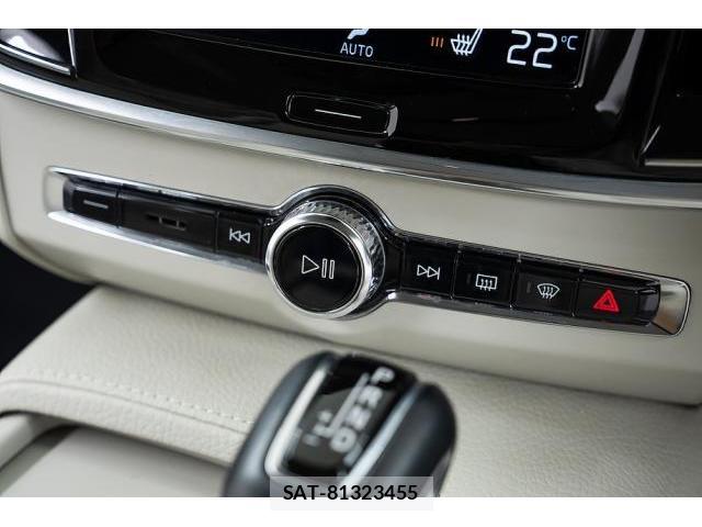 Volvo V90 2017-07 8343501-19