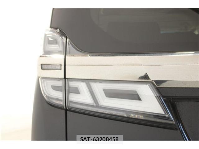 Toyota VELLFIRE 2019-03 8342144-18