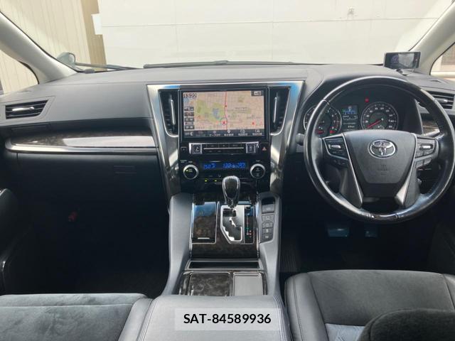 Toyota VELLFIRE 2016-10 8342479-1