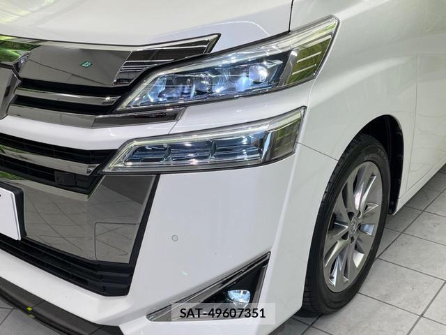 Toyota VELLFIRE 2019-11 8343337-12