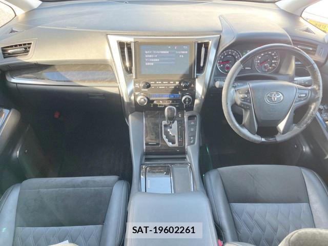 Toyota VELLFIRE 2016-04 8343339-1