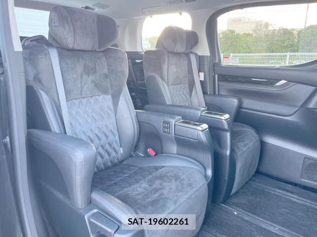 Toyota VELLFIRE 2016-04 8343339-9