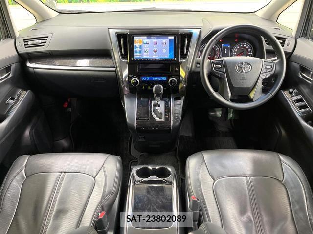 Toyota VELLFIRE 2018-06 8344254-1