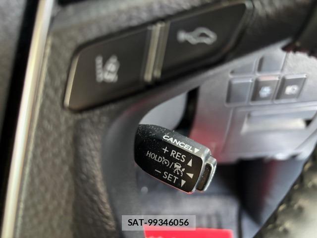 Toyota VELLFIRE 2018-10 8344322-11