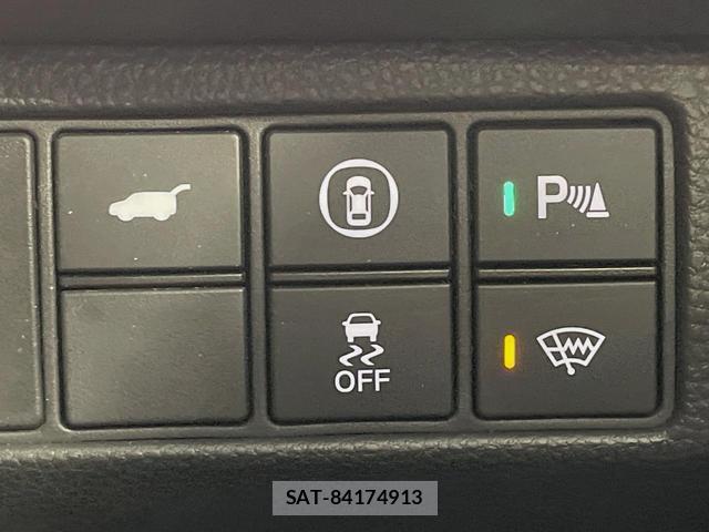 Honda VEZEL 2022-03 8342302-5