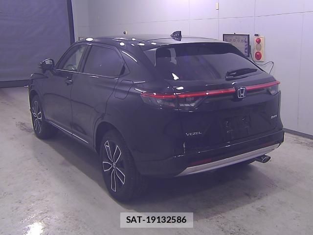 Honda VEZEL 2023-04 8342632-4