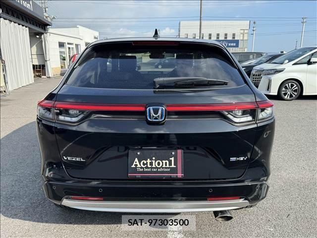 Honda VEZEL 2021-06 8343139-18