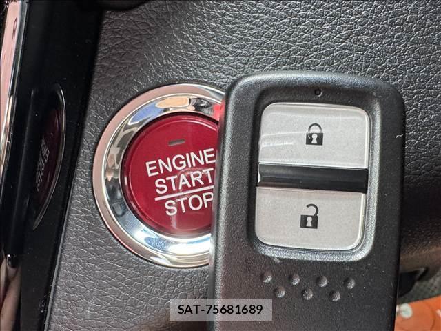 Honda VEZEL 2017-08 8343142-15