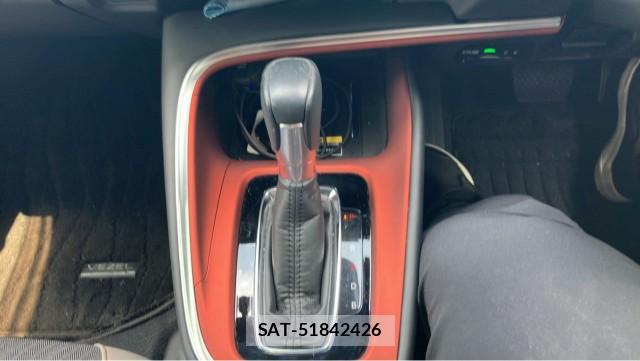 Honda VEZEL 2021-05 8343218-14