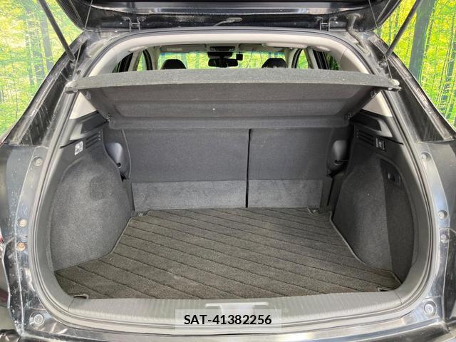 Honda VEZEL 2017-02 8343249-9