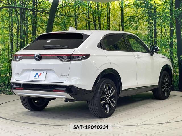 Honda VEZEL 2021-10 8343632-16