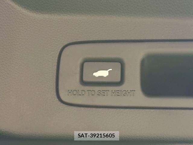 Honda VEZEL 2021-08 8343978-13
