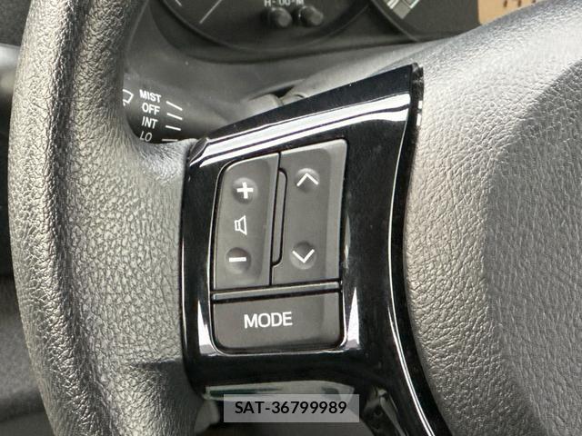 Toyota VITZ 2019-07 8342249-18