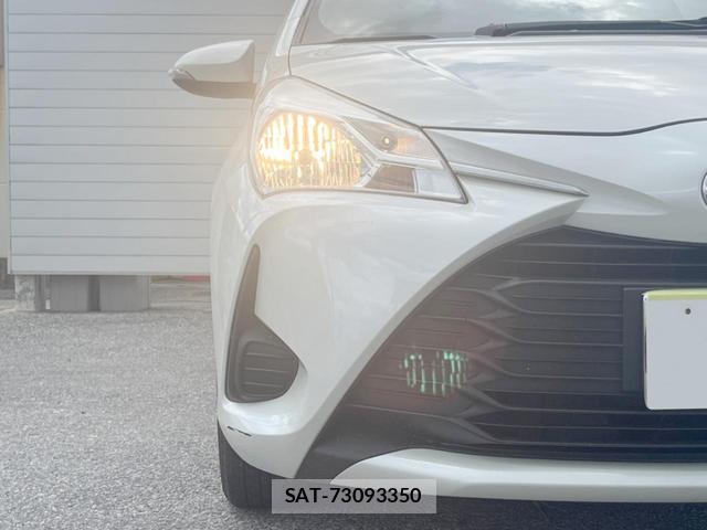 Toyota VITZ 2017-08 8343340-12