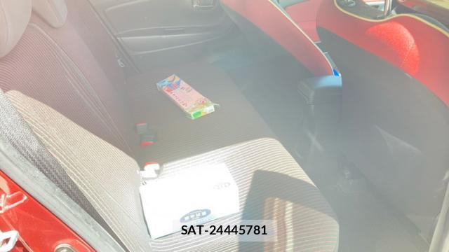 Toyota VITZ 2017-10 8343961-19