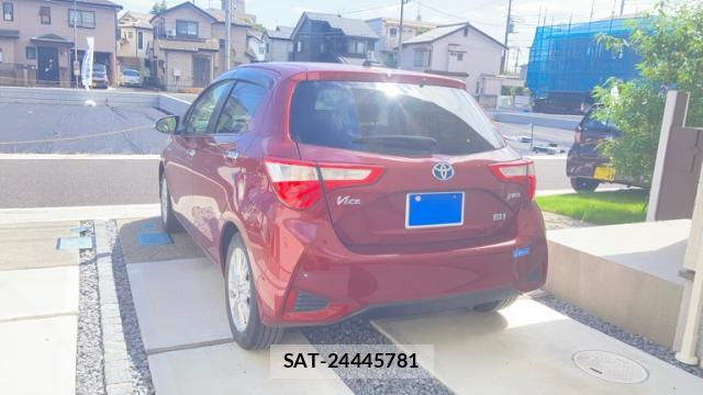 Toyota VITZ 2017-10 8343961-3
