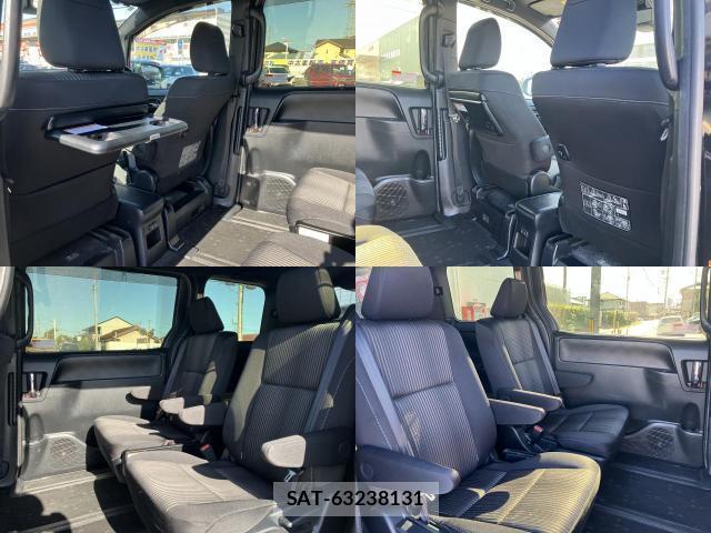 Toyota VOXY 2018-11 8342039-11