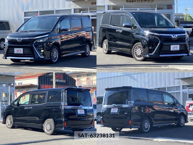 Toyota VOXY 2018-11 8342039-14