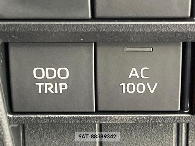 Toyota VOXY 2026-07 8342046-5