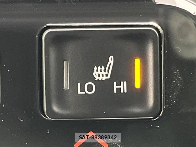 Toyota VOXY 2026-07 8342046-6
