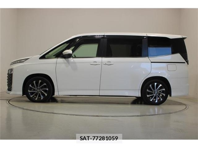 Toyota VOXY 2022-11 8342139-10