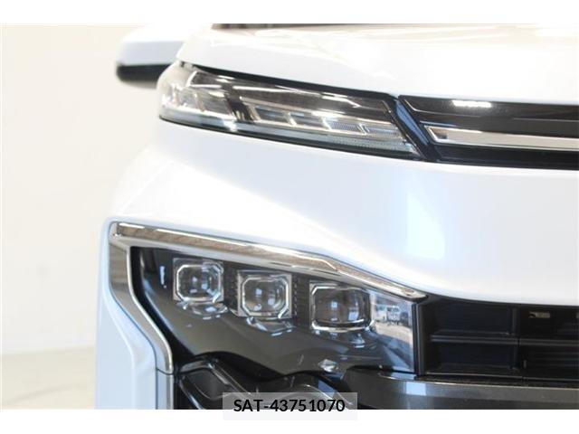 Toyota VOXY 2022-10 8342141-16