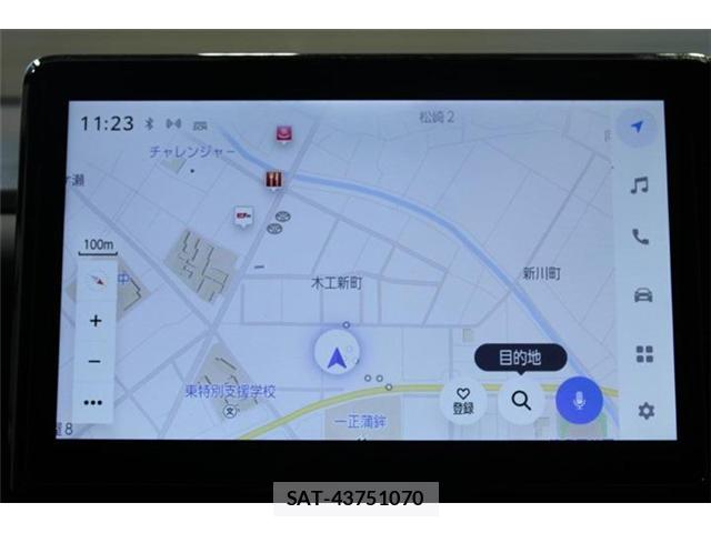Toyota VOXY 2022-10 8342141-2
