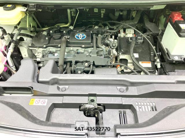 Toyota VOXY 2023-08 8342228-18