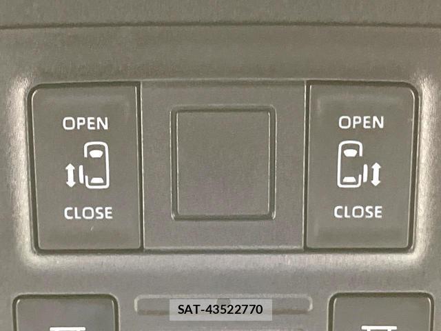 Toyota VOXY 2023-08 8342228-6