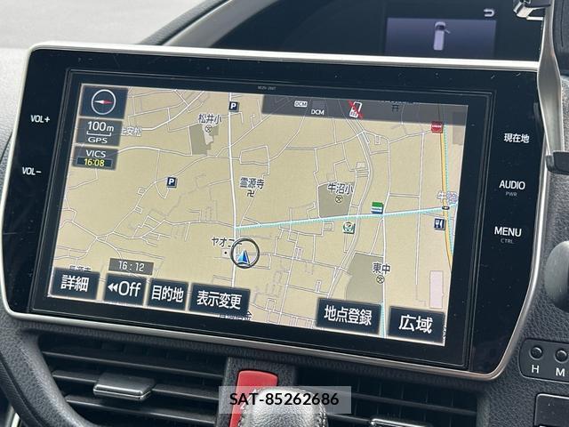 Toyota VOXY 2018-01 8342251-2