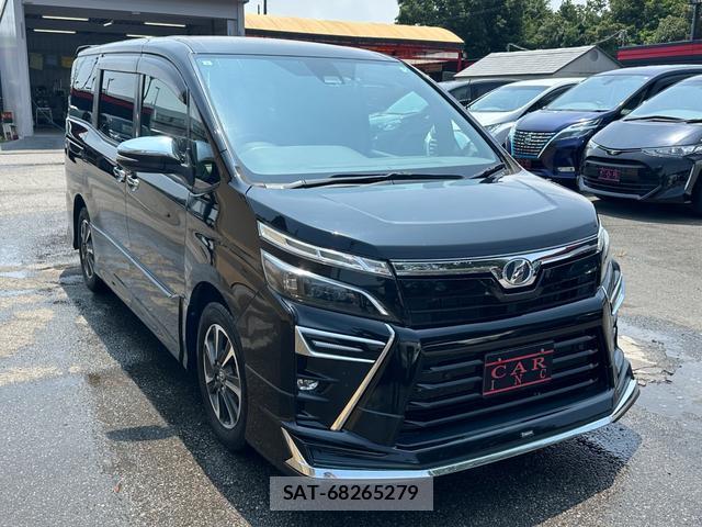 Toyota VOXY 2019-07 8342288-17