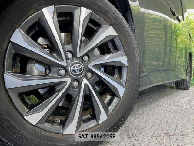 Toyota VOXY 2024-03 8342299-13
