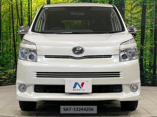 Toyota VOXY 2010-01 8342410-13