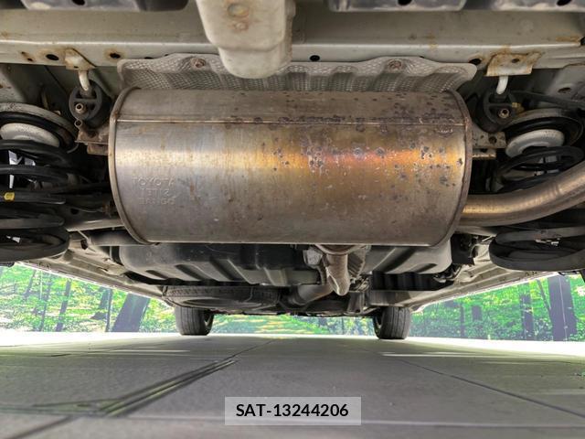 Toyota VOXY 2010-01 8342410-18