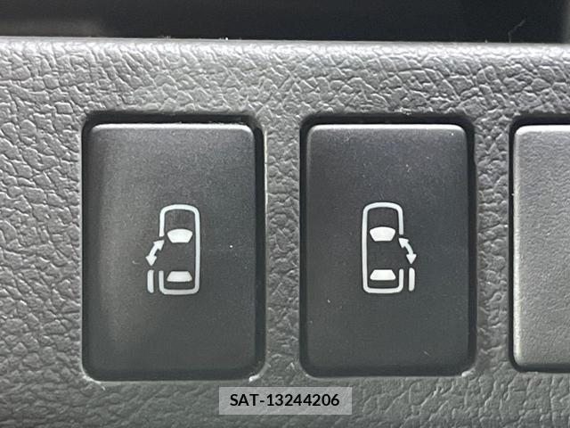 Toyota VOXY 2010-01 8342410-4