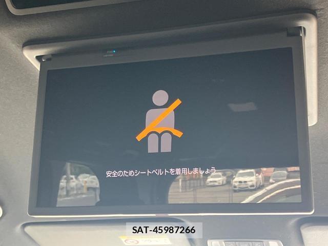 Toyota VOXY 2022-09 8342474-3