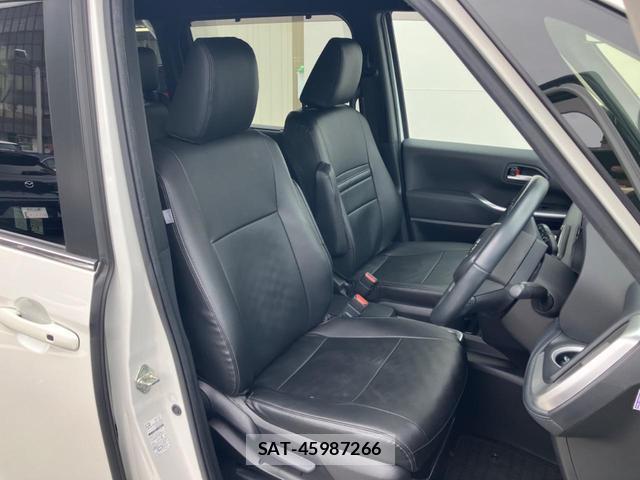 Toyota VOXY 2022-09 8342474-8
