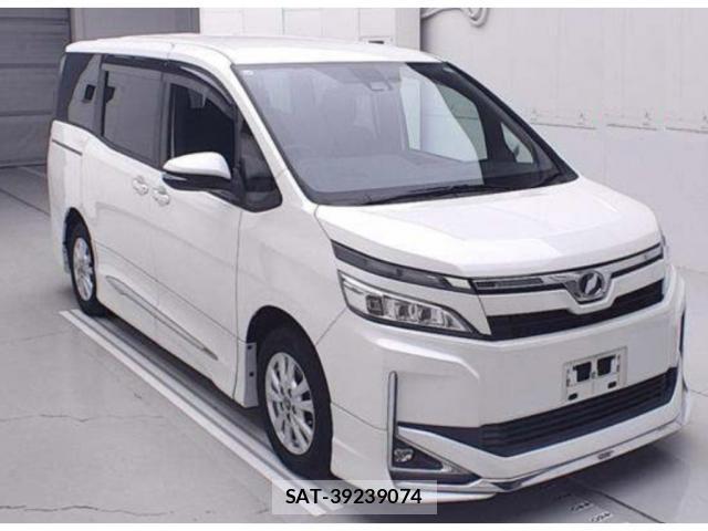 Toyota VOXY 2017-10 8342650-3