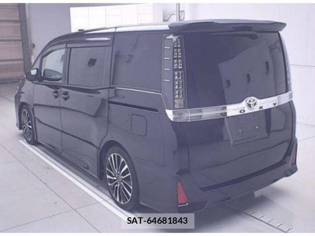 Toyota VOXY 2016-04 8342652-4