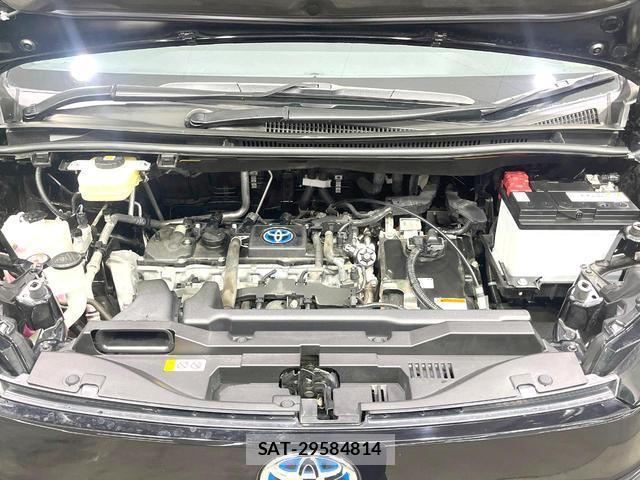 Toyota VOXY 2023-02 8342684-19